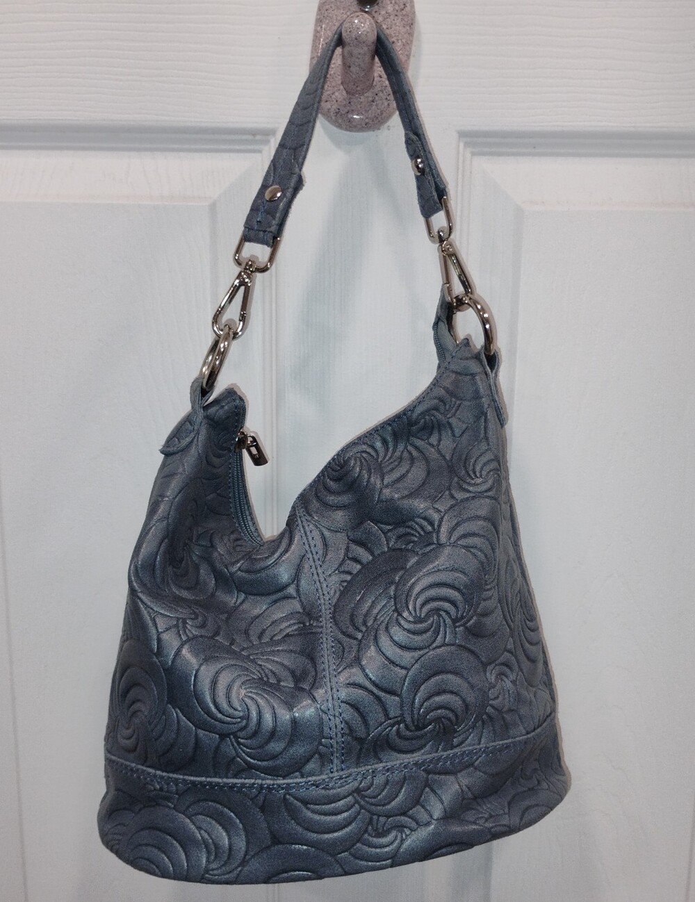 SUEDE LEATHER SWIRL COIL DETAILED BAG